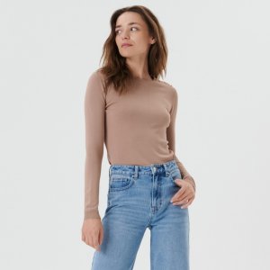 Pulover cu nasturi decorativi - Bej