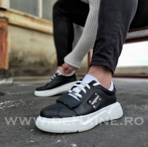 Adidasi barbati negri cu talpa alba B3468 A31-3