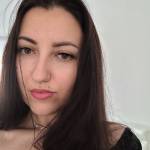Cosmina Elena Profile Picture