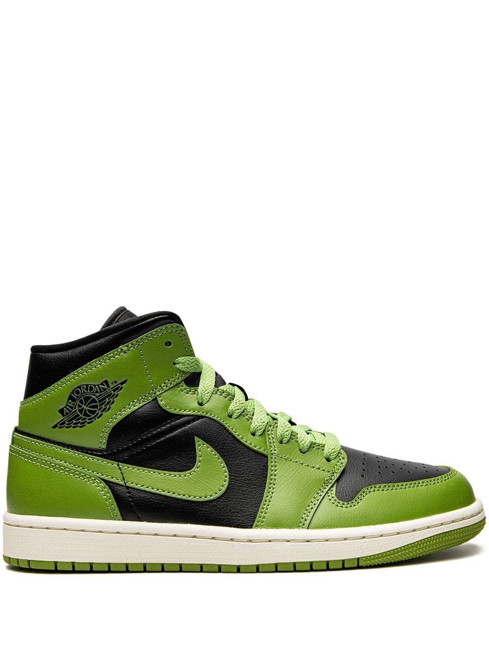 Air Jordan 1 Mid sneakers Profile Picture
