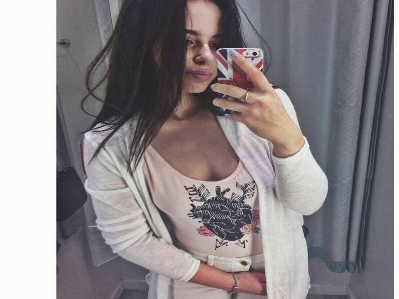 Saffron Sanford Profile Picture