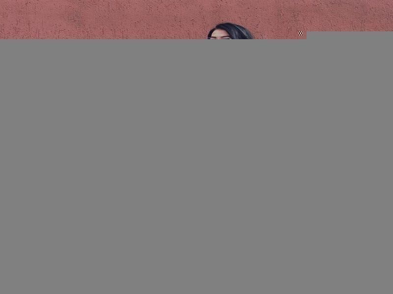 Elizabeth Douthwaite Profile Picture