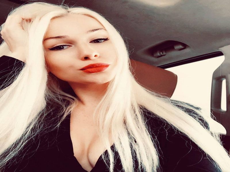 Lilly Emma Profile Picture