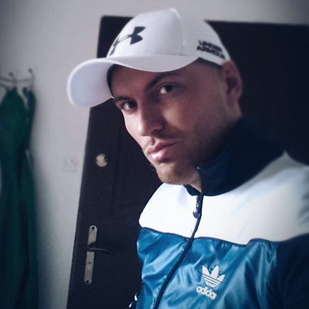 Arif Zaremba Profile Picture