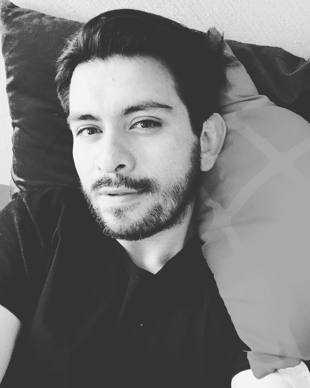 Louie Blackie Profile Picture